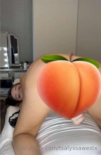 wanna fuck me from behind daddy? 🥵 message me for the full v..