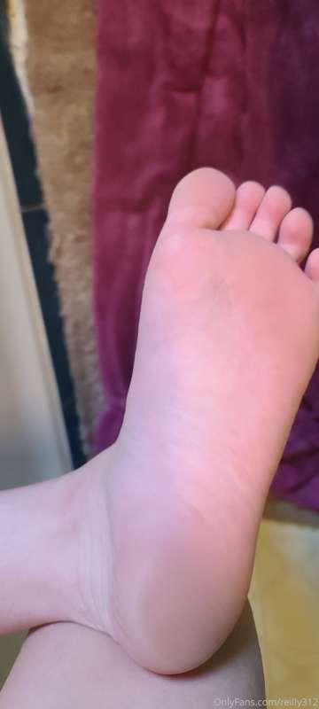 This one is for you feet lovers 😜