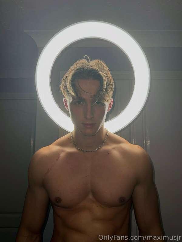 Could I be THAT naughty 😈 if I have a halo 😇 ??