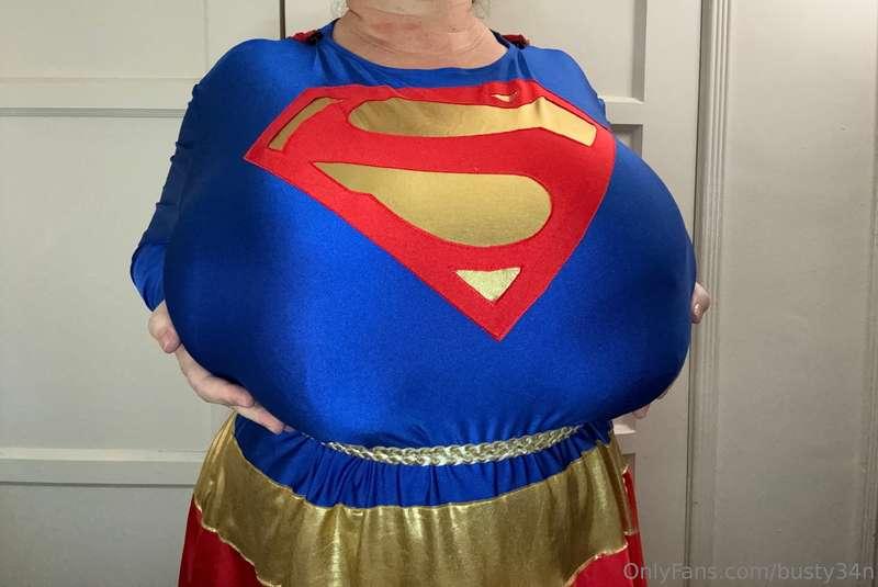 busty34n image #1