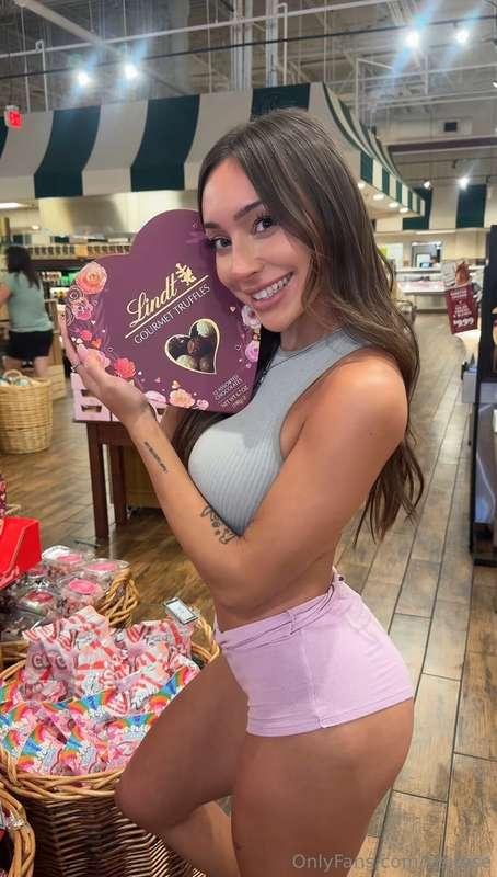 Today I wanna show you something sweeter than chocolate 😋💘