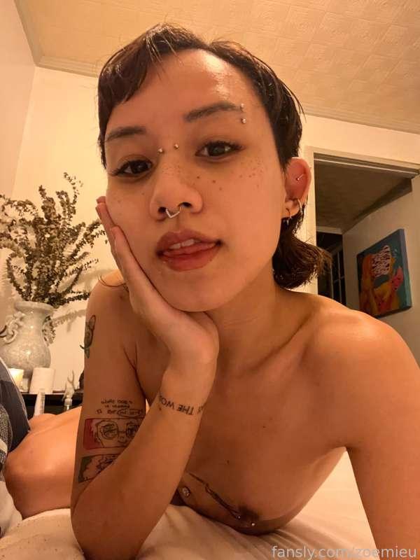 zoemieu image #4