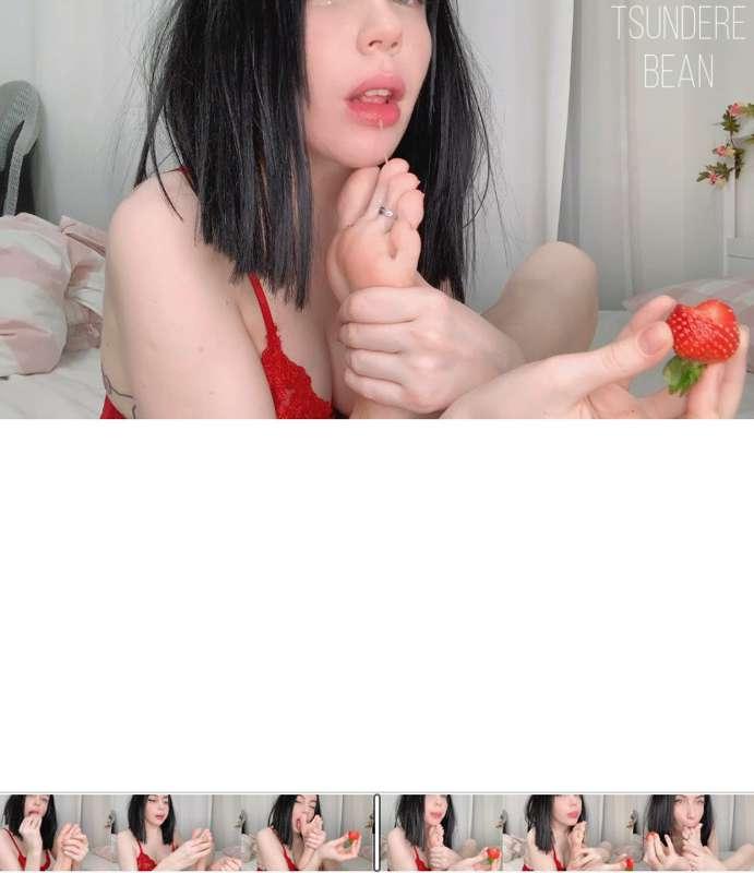 New free toe sucking video on my main page ♥️ https://onlyfa..