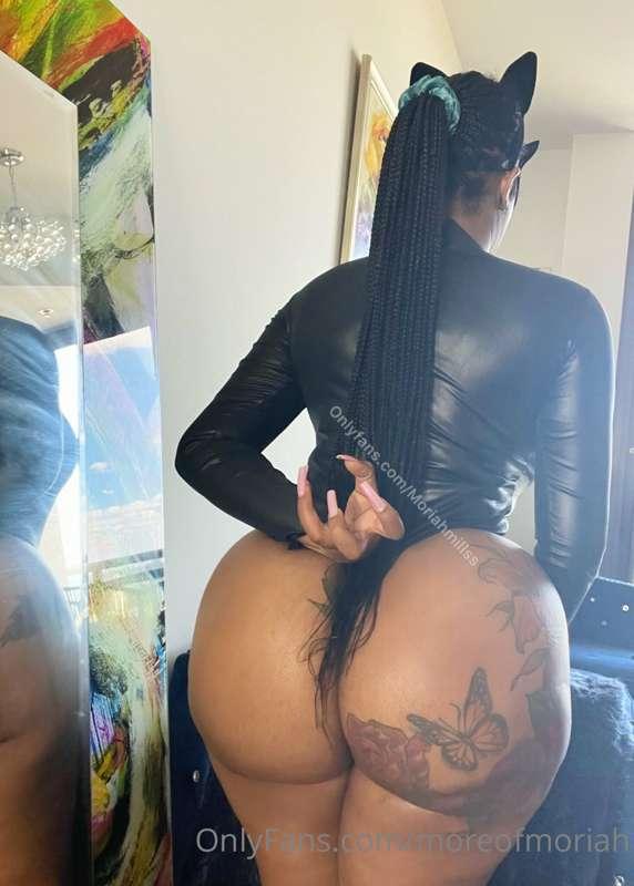 Did you ever fantasied about cat woman? 😈 I'm waiting for yo..
