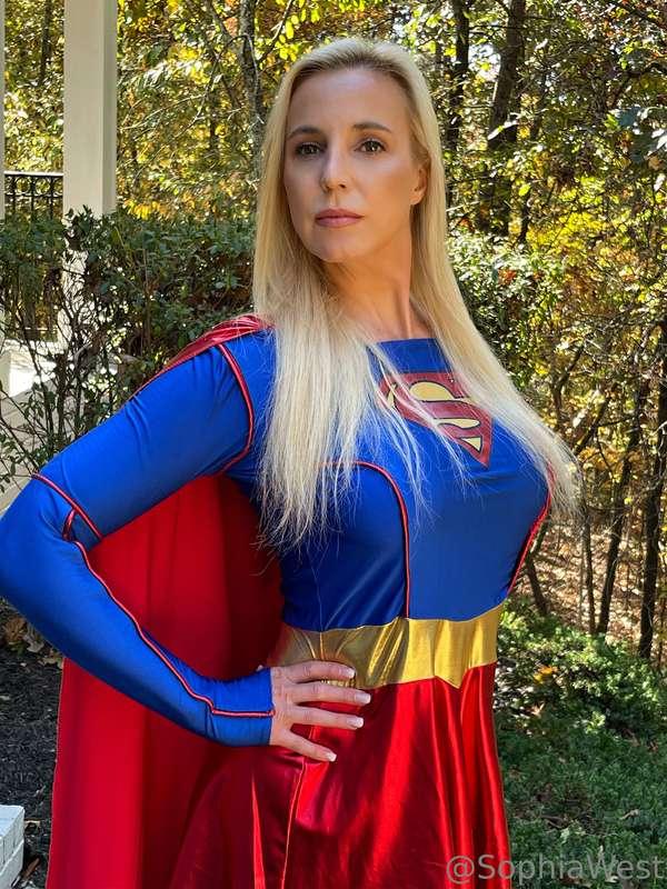 Super Pussy here.😘Your resistance is futile😍