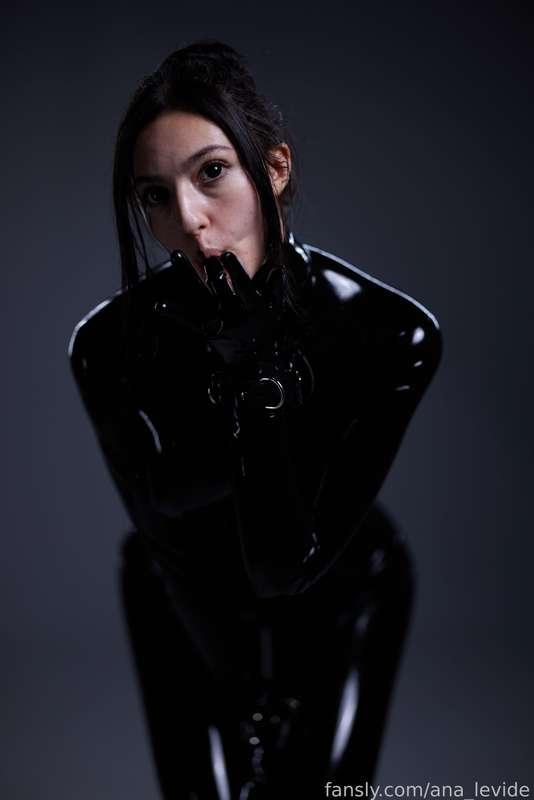 ana_levide image #81