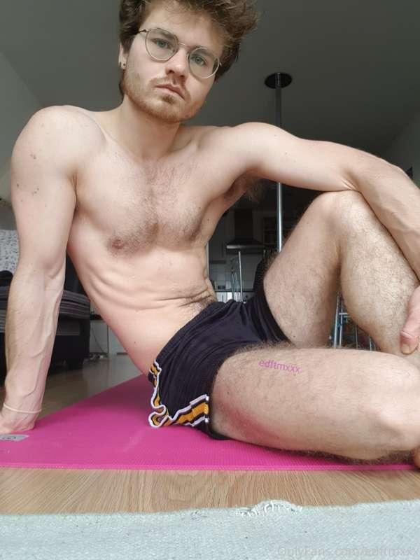 Let's do yoga together (= you watch me then lick both my swe..