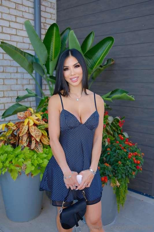 I promise I'm a good girl 😽...till you whip your cock out 😈