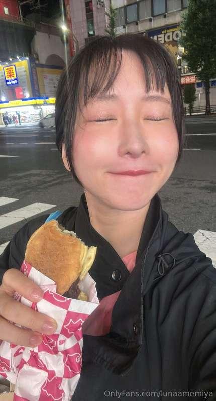 Delicious~🤤💓 I love to eat！ What's everyone's favorite? Tits..
