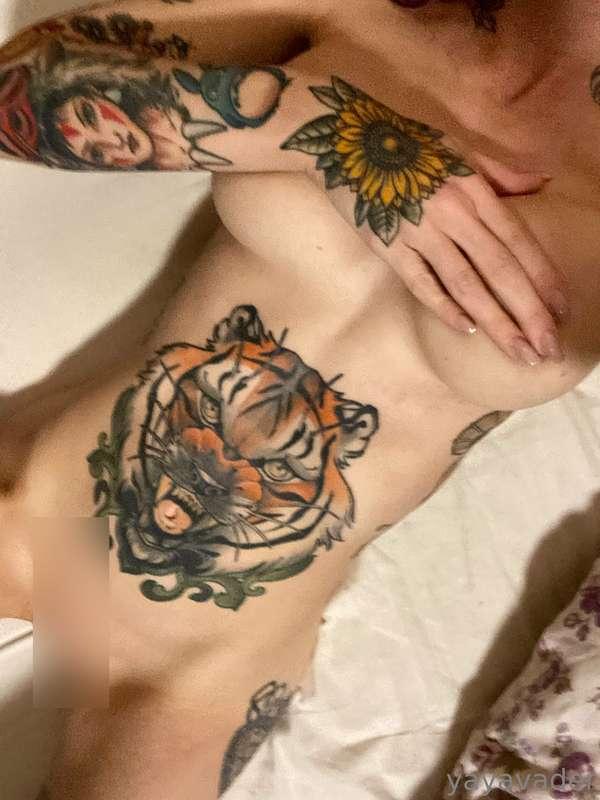 Its BED MONDAY 😈 Every day is a fun day 
Uncensored at my @y..