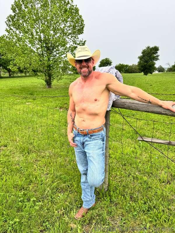 How about we do it out in the open? 😛💦