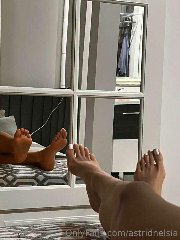 Any FEET Lover ? 👣 send me FEET right now 💌