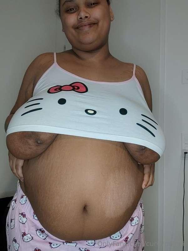 Finding a shirt that covers my tits wouod be cool🥲 At least ..