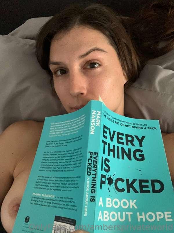 bedtime read 🤓
what's yours?