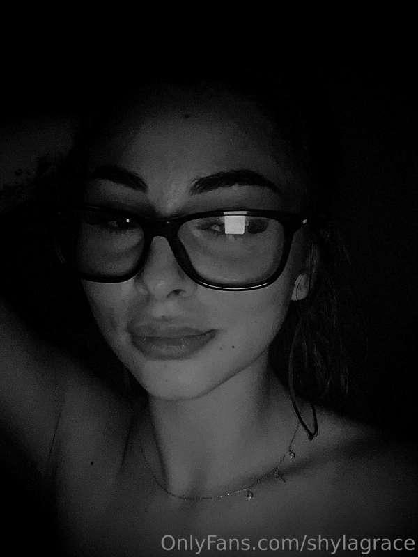 I feel so horny and steamy today ! DM me !😏😏🤤🤤