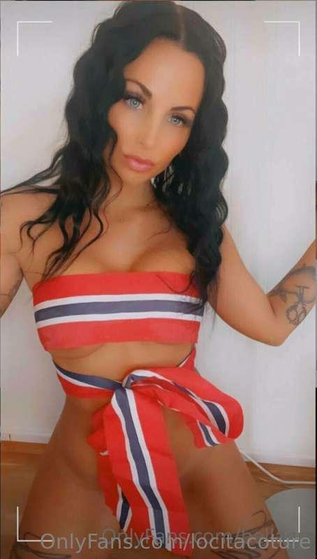 👅Check out my dirty Norwegian friend👅

Top 1,3% worldwide!💦
..