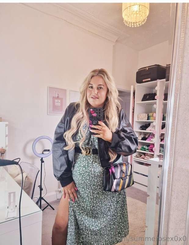 Happy International women's Day 💖 
To my Girl Creators 😘