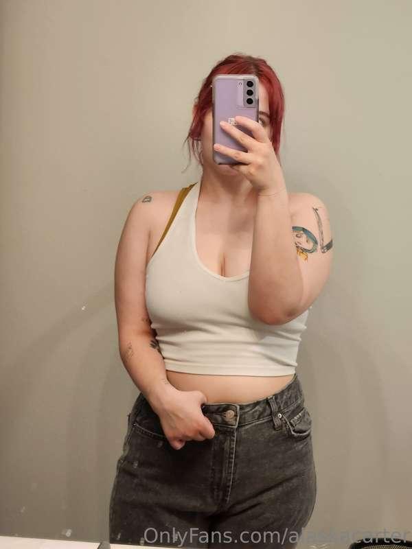 The shoulder workouts sure are working  😘💋