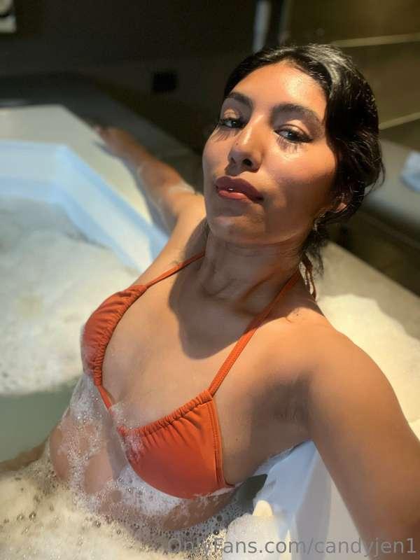 hello sexy! 😘 I would love to fulfill that dirty fantasy or ..