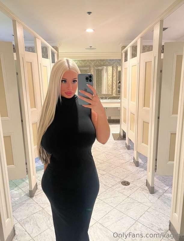 I thought you would love to see me in black💕💋