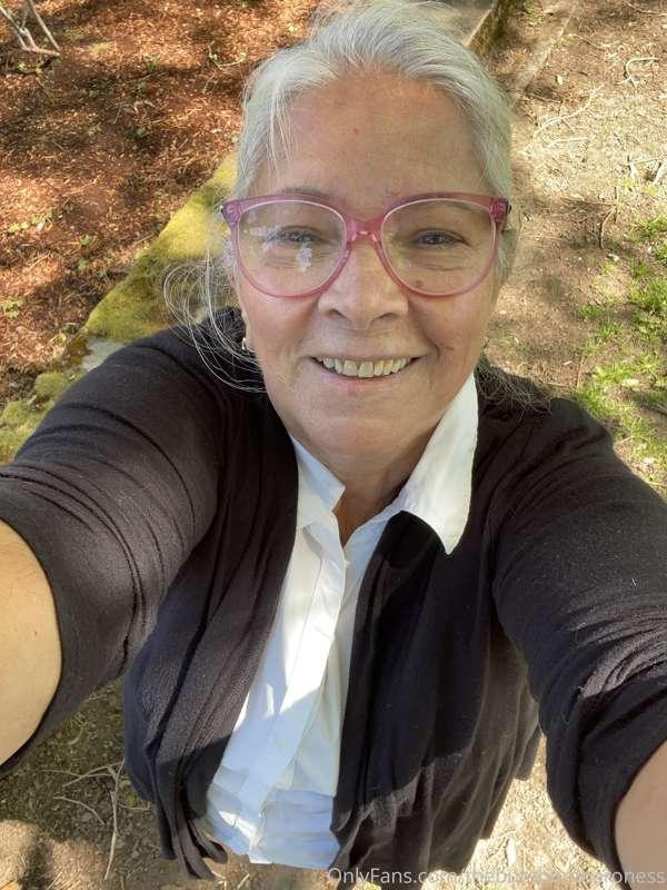 thebumbumbaroness image #2