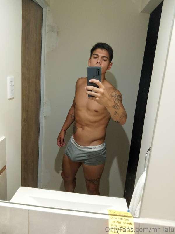 Baby my penis is restless 😈