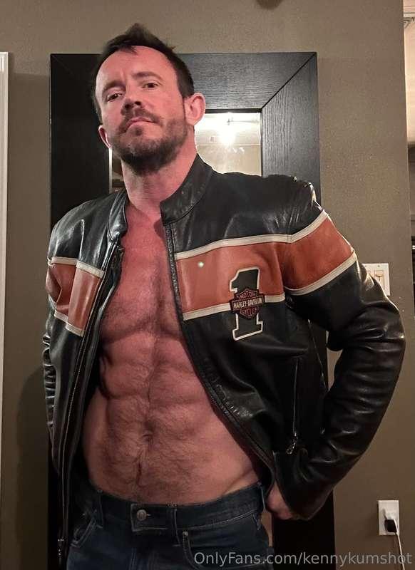 I am wondering how do I look in this leather jacket?