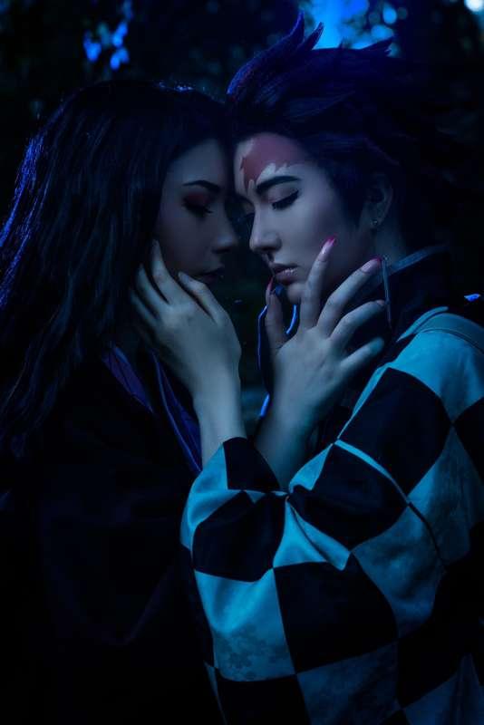 TANJIRO AND NEZUKO!! 🌊🗡😈