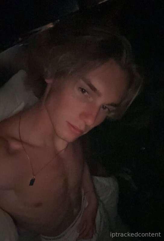 i wanna fuck until i cant breath 🥵