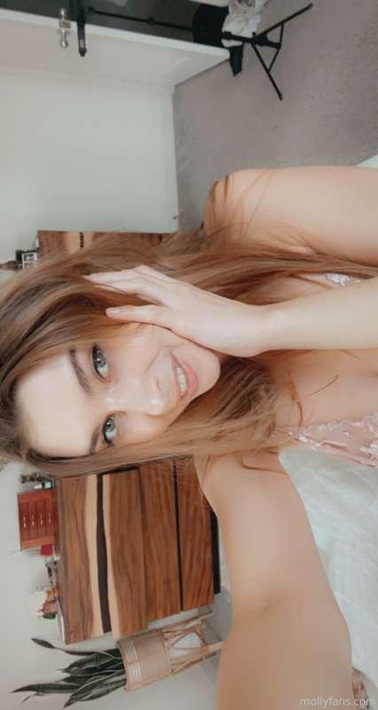 moremolly image #5