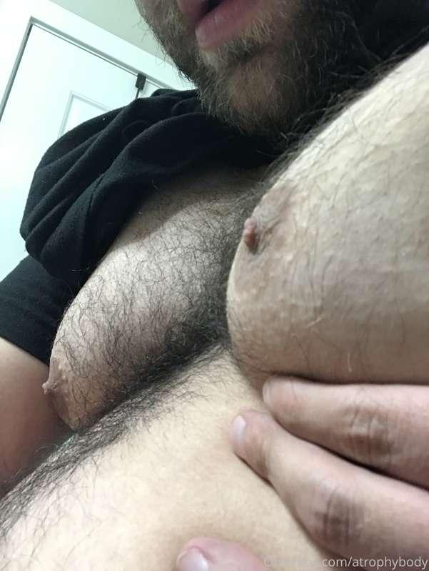 Y’all like some hairy moobs and tongue? 😛
