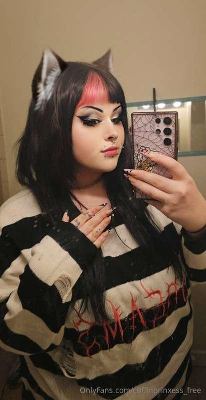 This Kitten is finally getting back into kink ♡