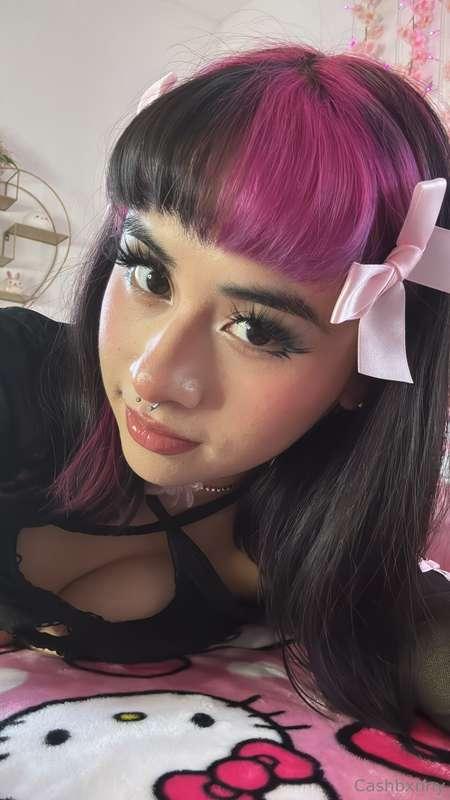 A little BTS! I’m preparing sooo much content for when I go ..