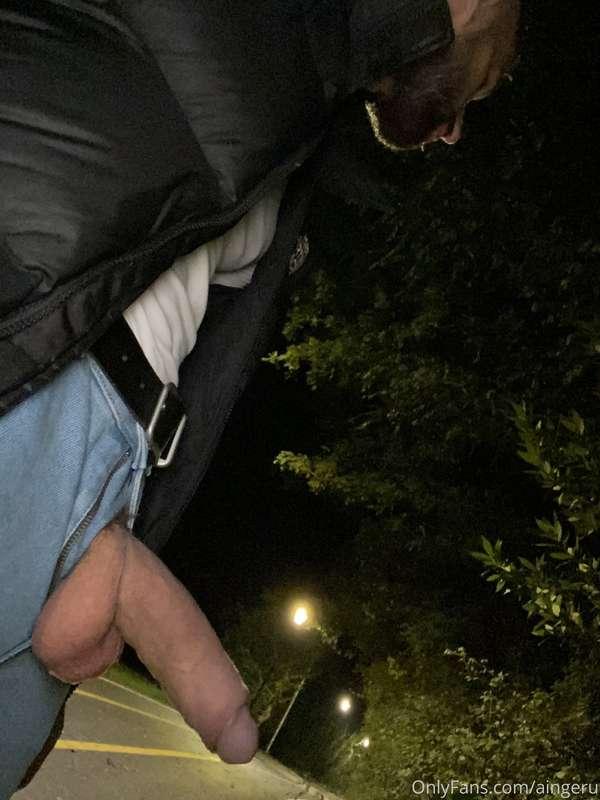 Last night was cold 🥶 🥚🍆 my dick even had smoke 😈