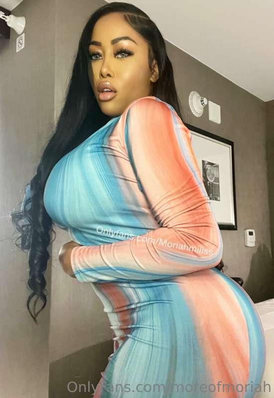 Fancy joining me for some fun in my bedroom? 😈 First, join @..