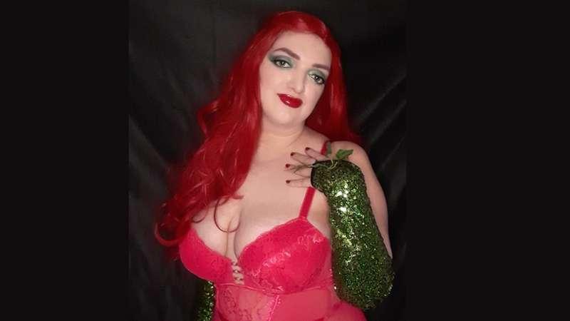 Poison Ivy turns you into a woman! (ONLY FOR ADULTS!)