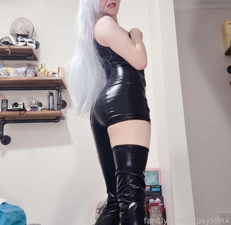 tipsyminx image #7