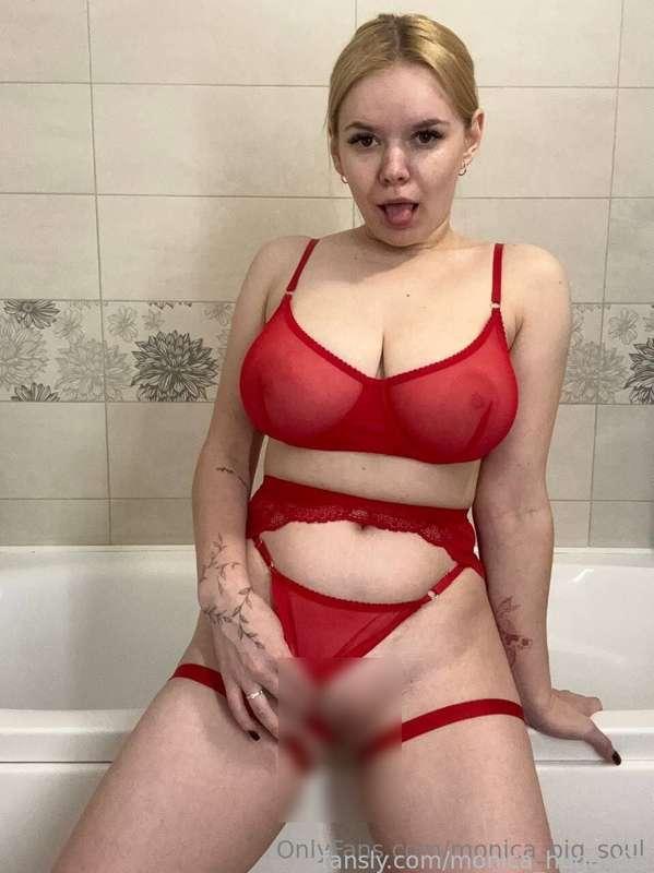 Are you just going to watch or will you risk playing with me? 😏💋💦😈

#fyp #naturaltits #naturalbigboobs #tits #boobs #bigboobs #Braless #handbra #busty #bustypetite #nipples #topless #bigtits #titties #bigtitties #breasts #top #bra #thong #panties #lingerie #underwear #pinkpussy #juicypussy #pussy  #blowjob  #worship #underwear #nopanties #horny #slutty #nude #naked #erotic #kink #kinky #fetish #sexting