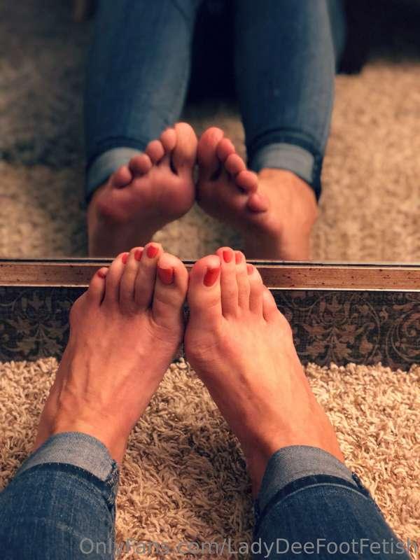 Happy TOESday!