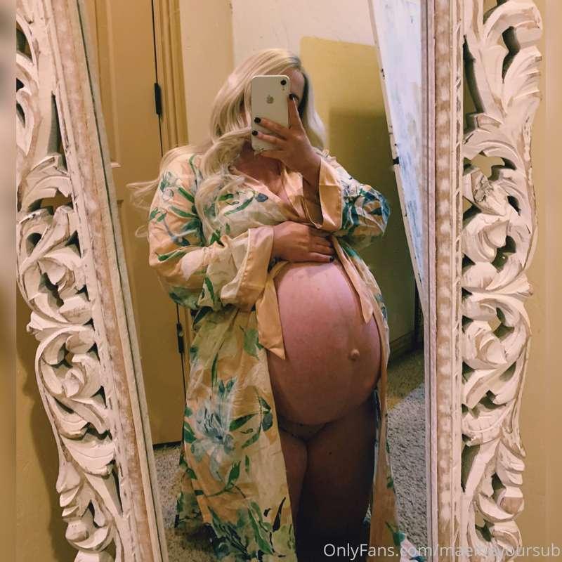 I was absolutely MASSIVE during my last pregnancy. The first..