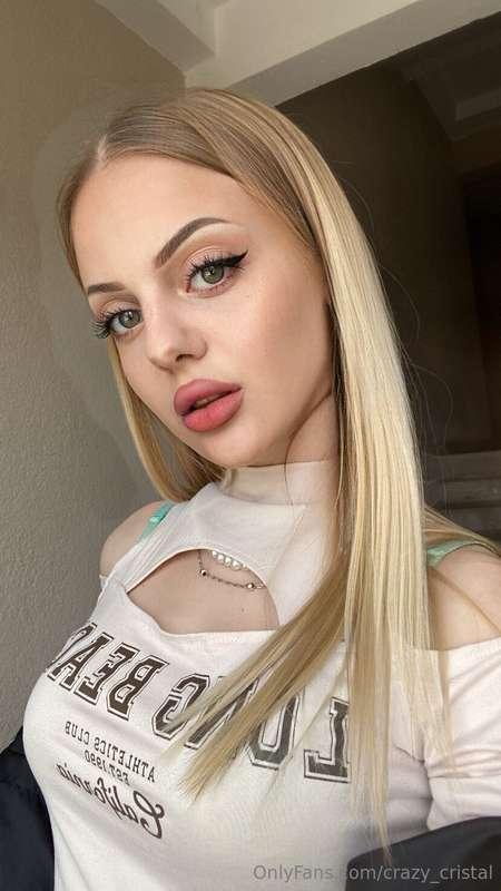 Honey, I have such a flirty mood today ...😈😍