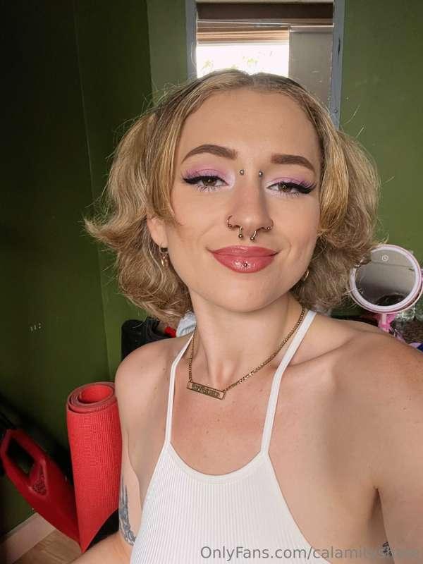 i can be your real life baby doll 👼