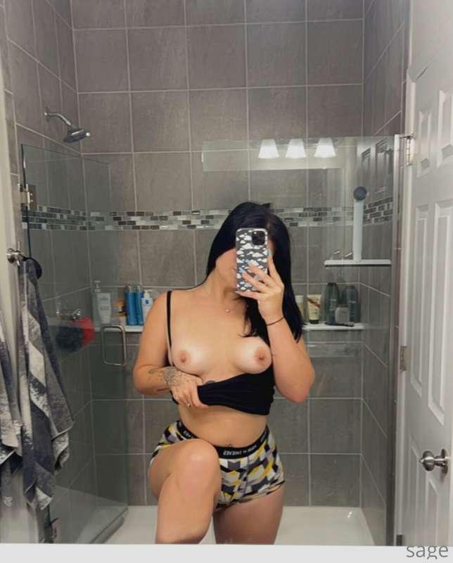 You me.. 🚿