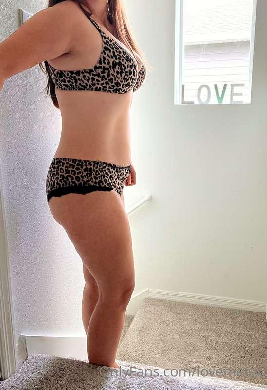 Love my Mom Bod 😋