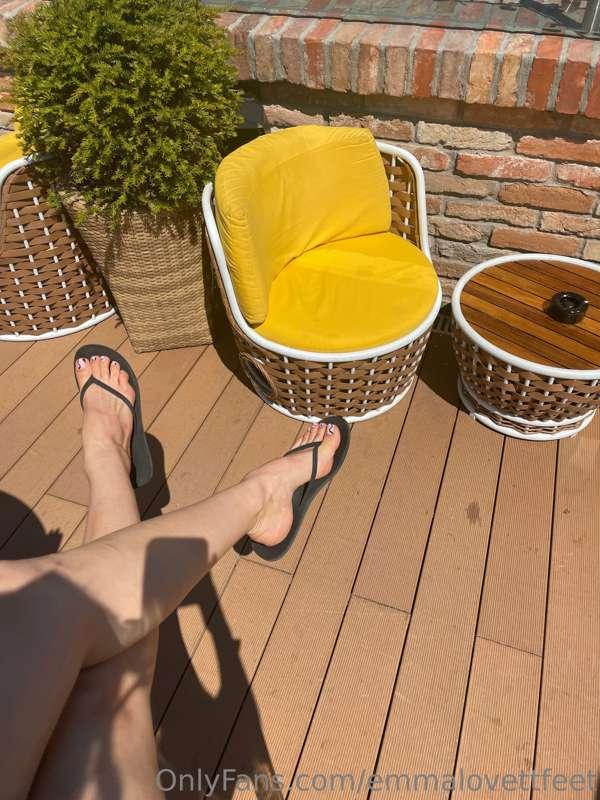 A new day, a new terrace lolol ☀️😎