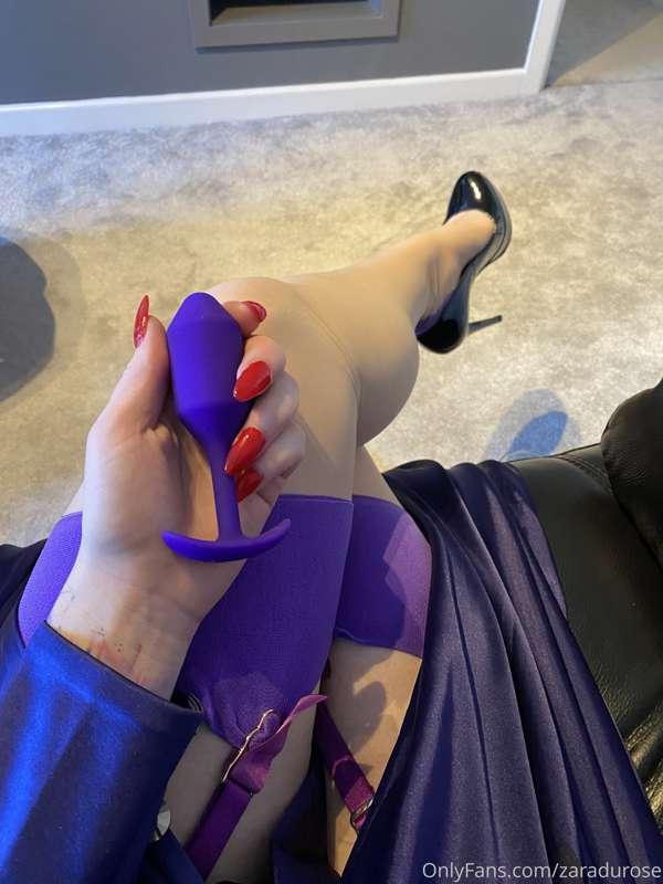 Colour coordination with butt plugs ❤️