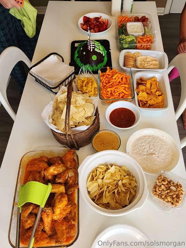 Superbowl Sunday celebration spread. Let's eat! Me next 😘 ok..