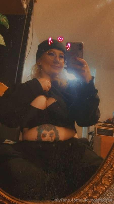 I have an xxxtra spicy snap chat now available, with lifetim..