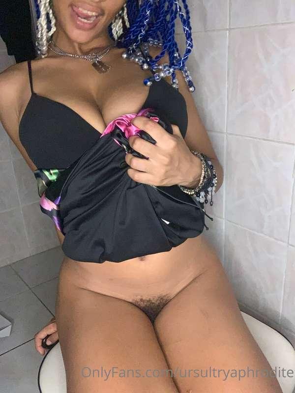 🫶🏽🖤
