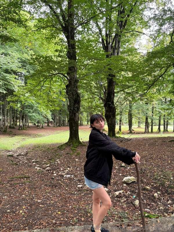 What’s missing from this scene?A) SmokingB) SmokingC) Smokin..